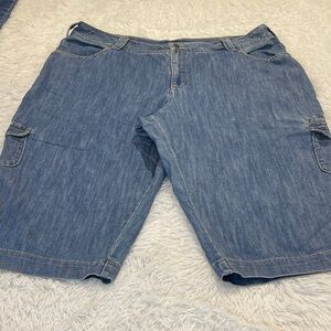 Riders by Lee Dark Blue Denim Shorts BERMUDA WOMENS SIZE 24W CARGO
